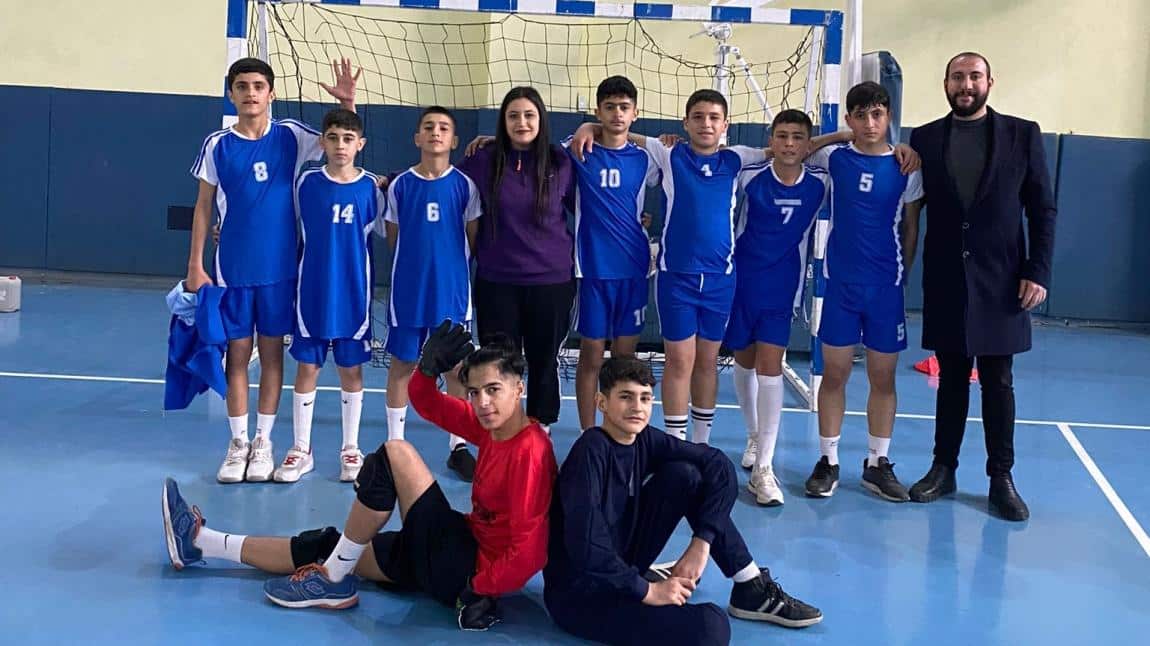 Öğrencilerimiz Futsal Turnuvasına Katıldı 